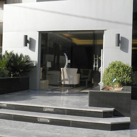 Granada Suites Hotel Аман Екстериор снимка