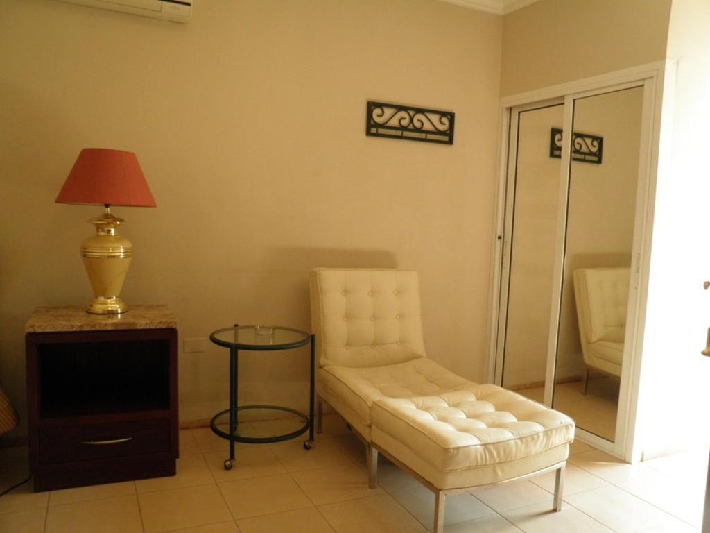 Granada Suites Hotel Аман Стая снимка