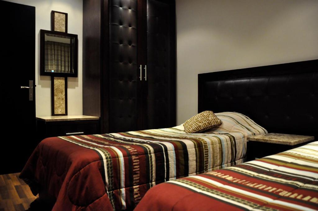 Granada Suites Hotel Аман Стая снимка